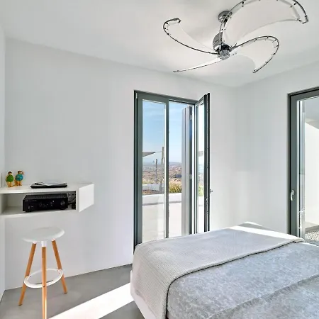 Vila In Paros Nest *