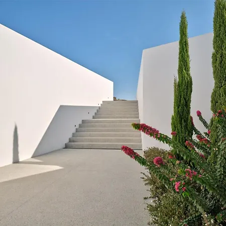 In Paros Nest Vila *