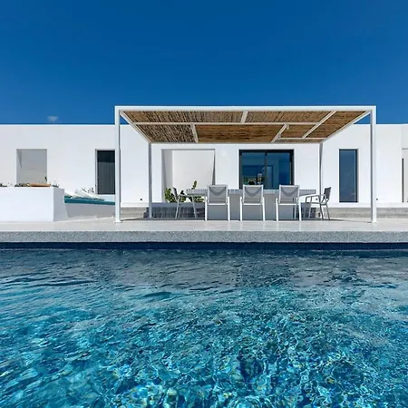 In Paros Nest Vila *