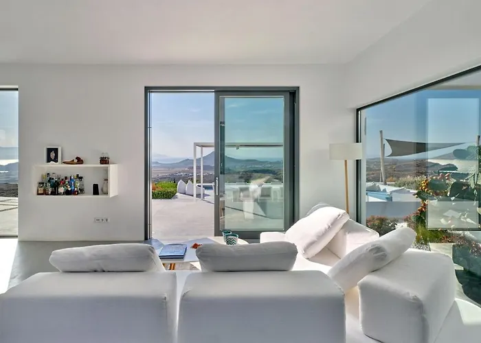 Villa In Paros Nest Kóstos