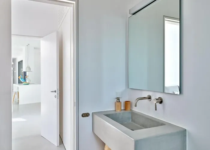 In Paros Nest Villa Kóstos