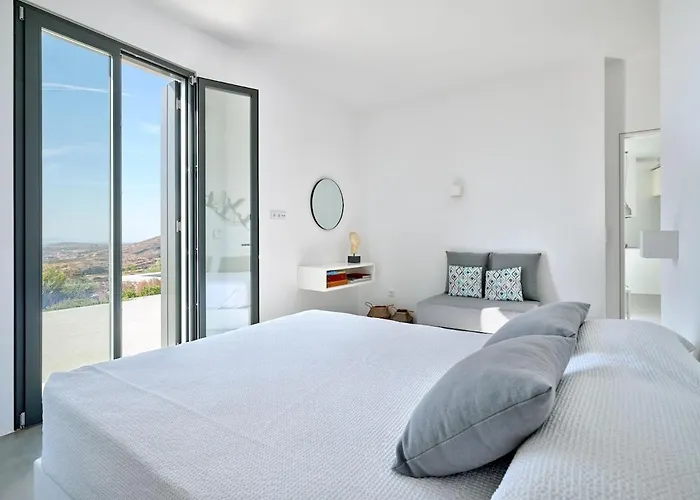 In Paros Nest Kóstos