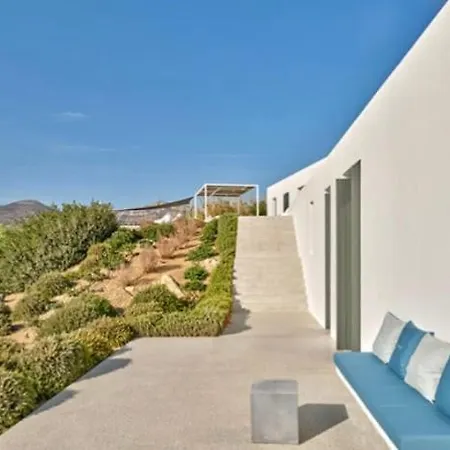 In Paros Nest Villa Kostos