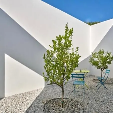 In Paros Nest Kostos