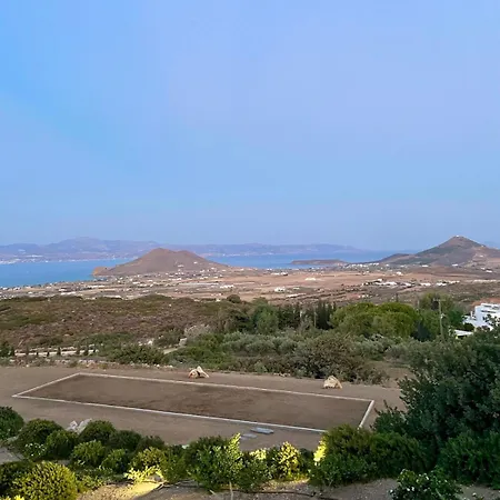 In Paros Nest
