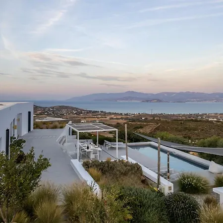 In Paros Nest * Kostos
